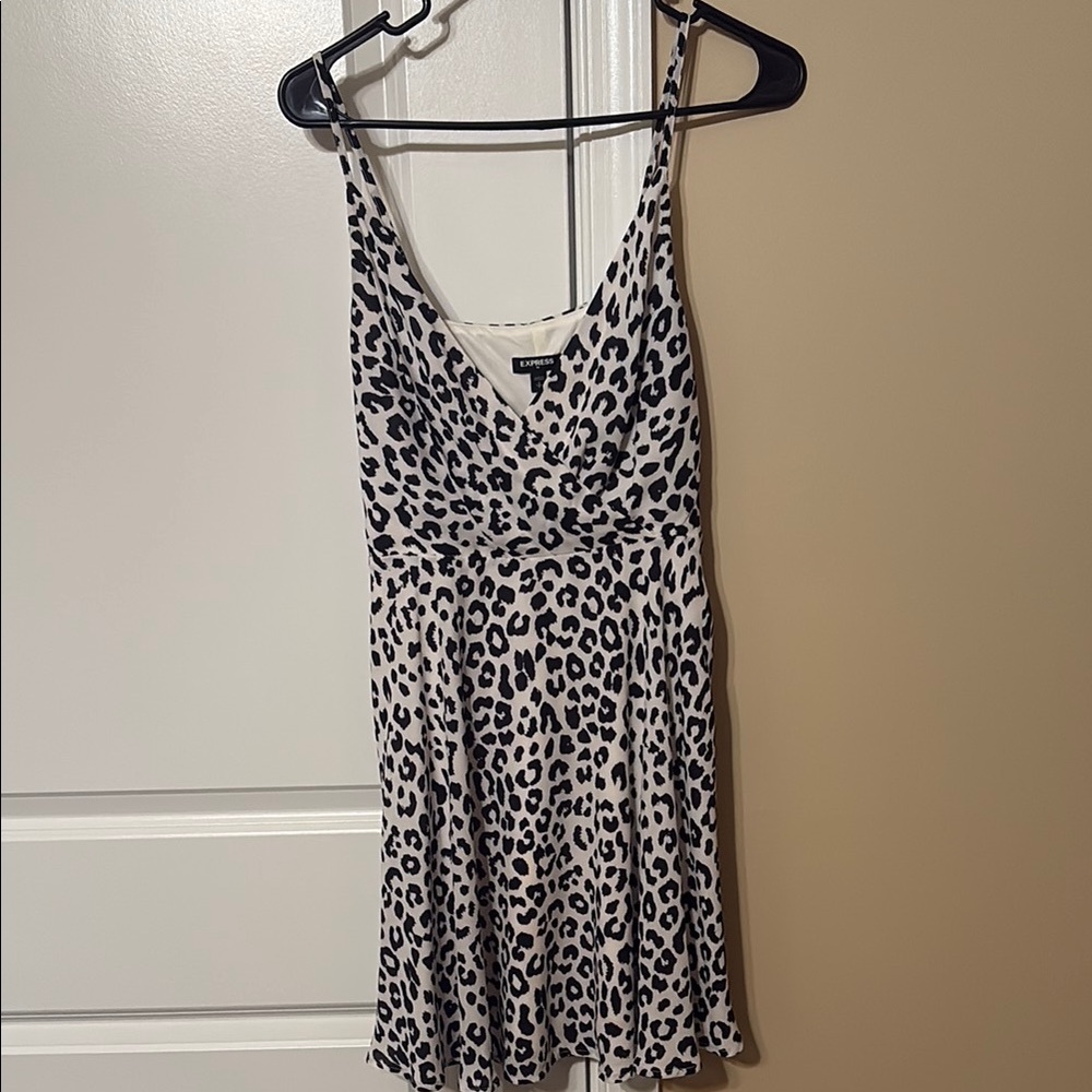 Leopard Print Sleeveless Dress